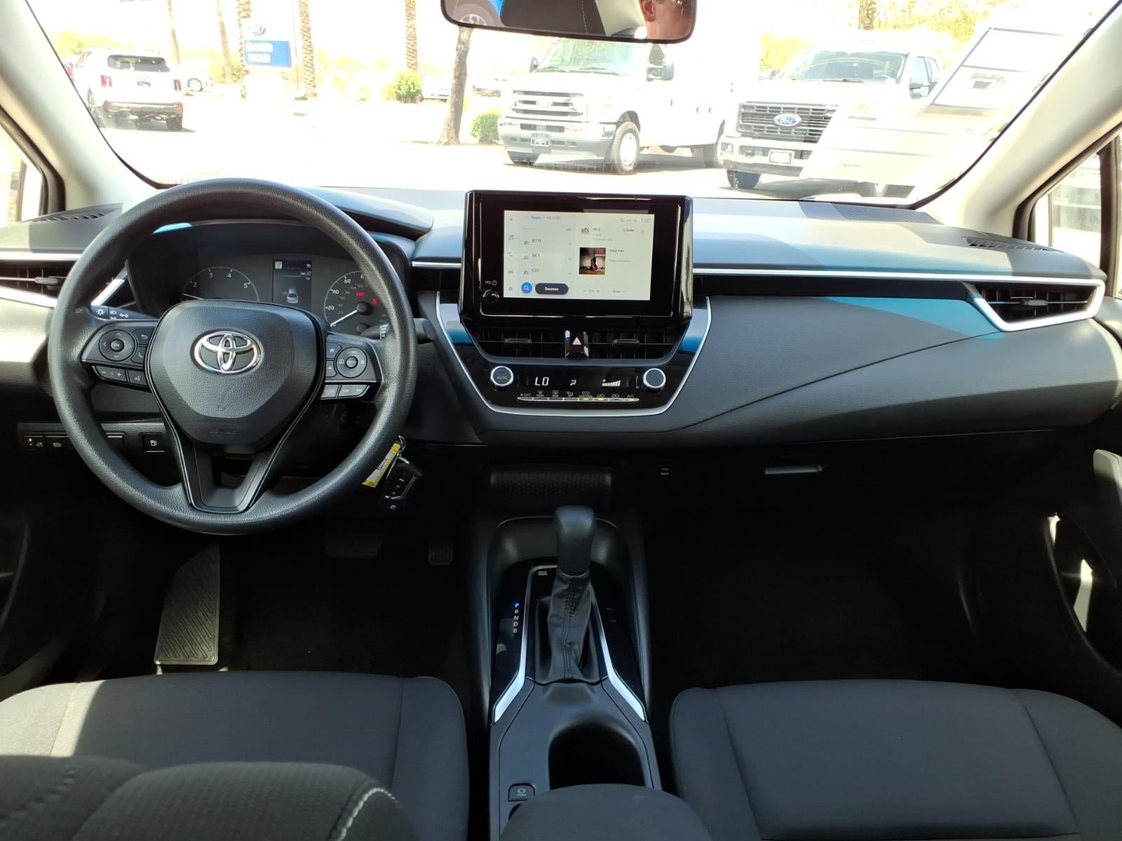 Used 2023 Toyota Corolla LE AWD/4WD image 18