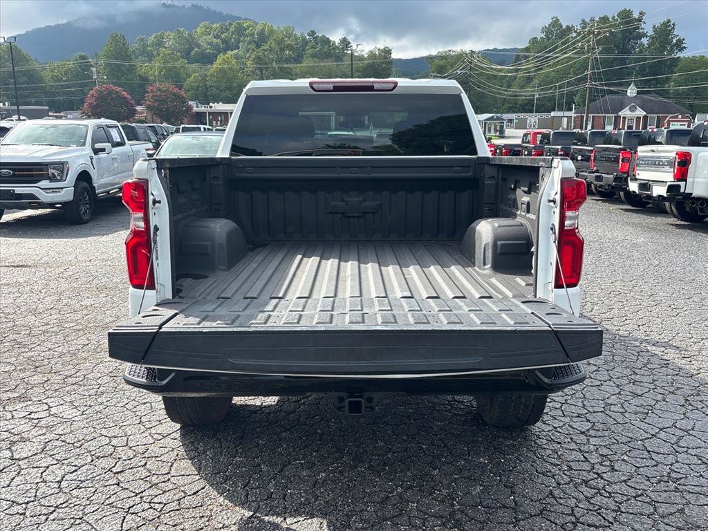 Used 2023 Chevrolet Silverado 1500 LT Trail Boss w/ Protection Package AWD/4WD image 7