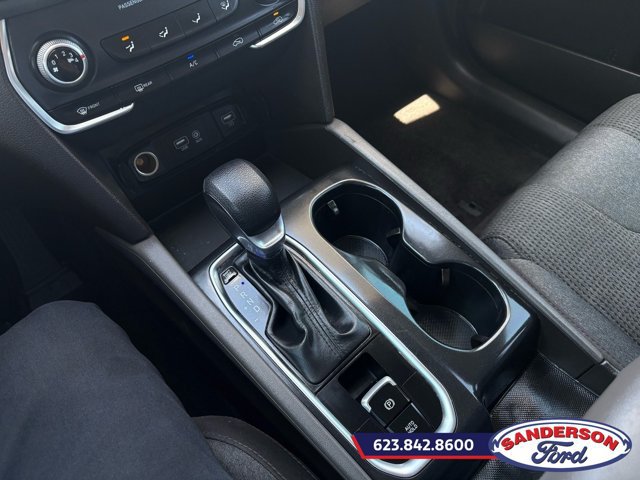 Used 2020 Hyundai Santa Fe SE FWD image 18