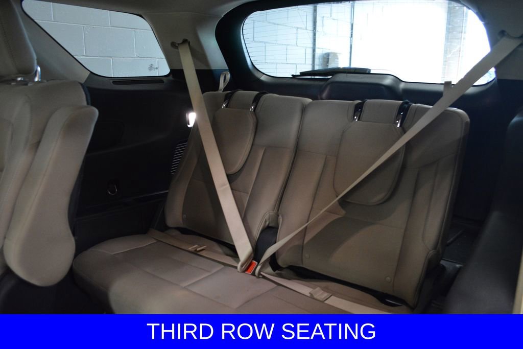 Certified 2020 Ford Explorer XLT w/ Comfort Package AWD/4WD image 15