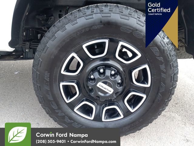 Certified 2025 Ford F350 Platinum image 37