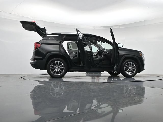 Used 2024 GMC Terrain SLT AWD/4WD image 56