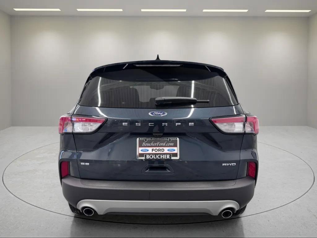 Certified 2022 Ford Escape SE w/ Convenience Package image 3