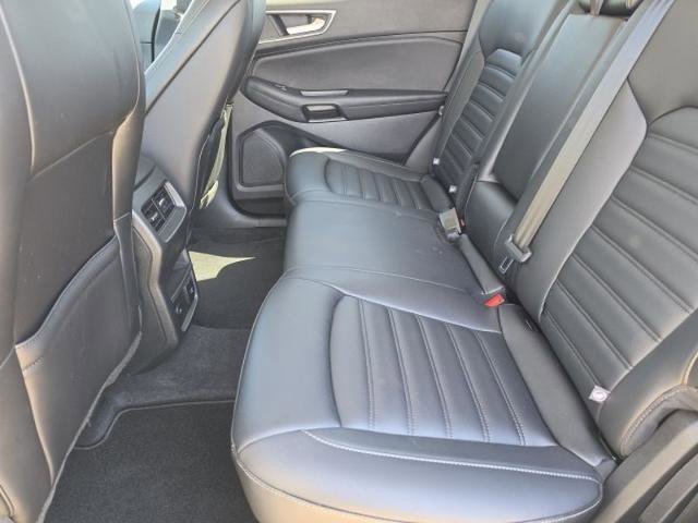 Certified 2024 Ford Edge SEL w/ Convenience Package AWD/4WD image 11