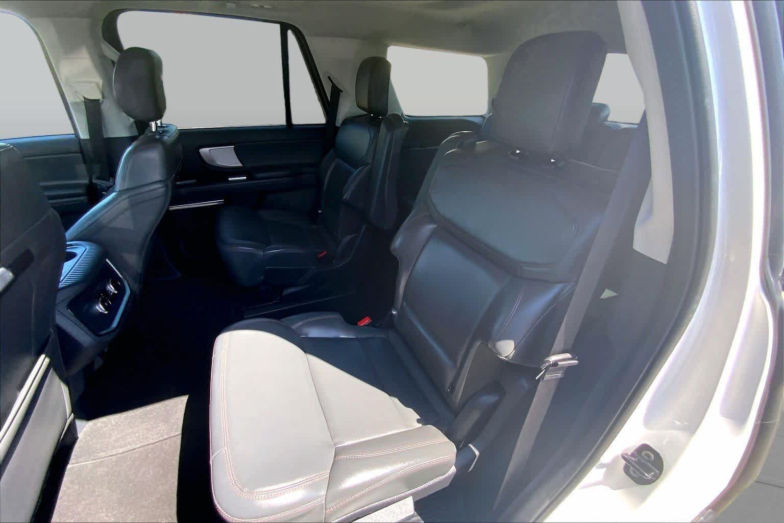 Certified 2025 Ford Expedition Active RWD image 21