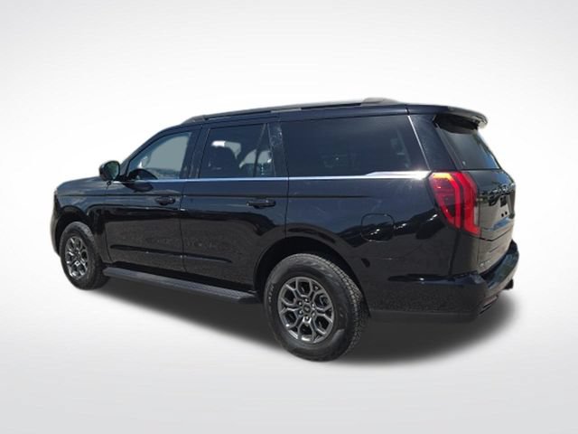 Certified 2025 Ford Expedition Active RWD image 5