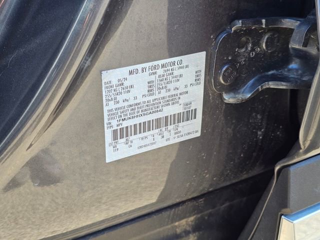 Certified 2025 Ford Explorer Platinum image 39