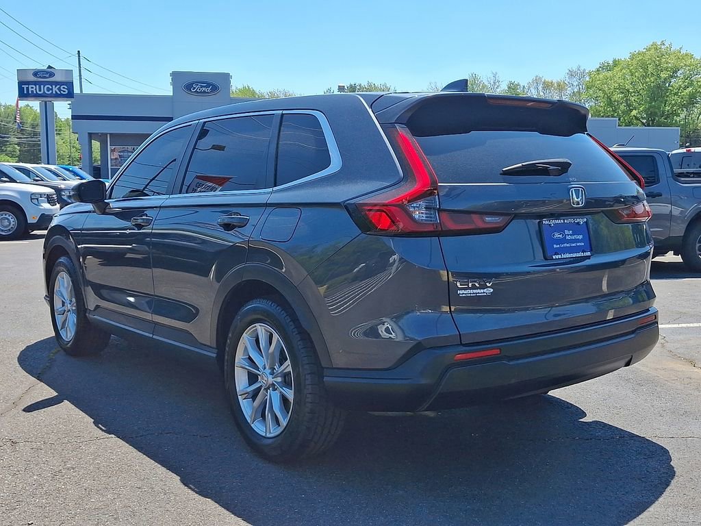 Used 2025 Honda CR-V EX image 5