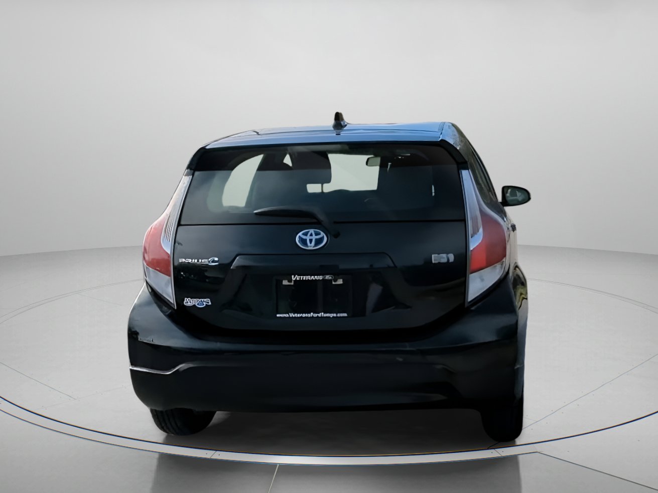 Used 2017 Toyota Prius C Two image 24