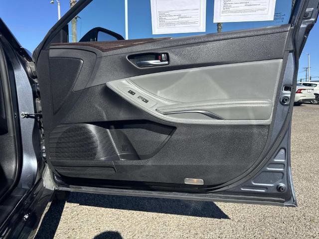 Used 2020 Toyota Avalon XLE image 28