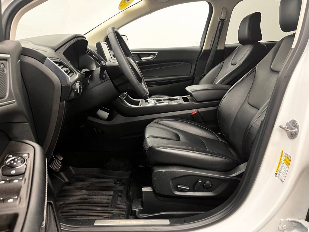 Certified 2022 Ford Edge Titanium image 18