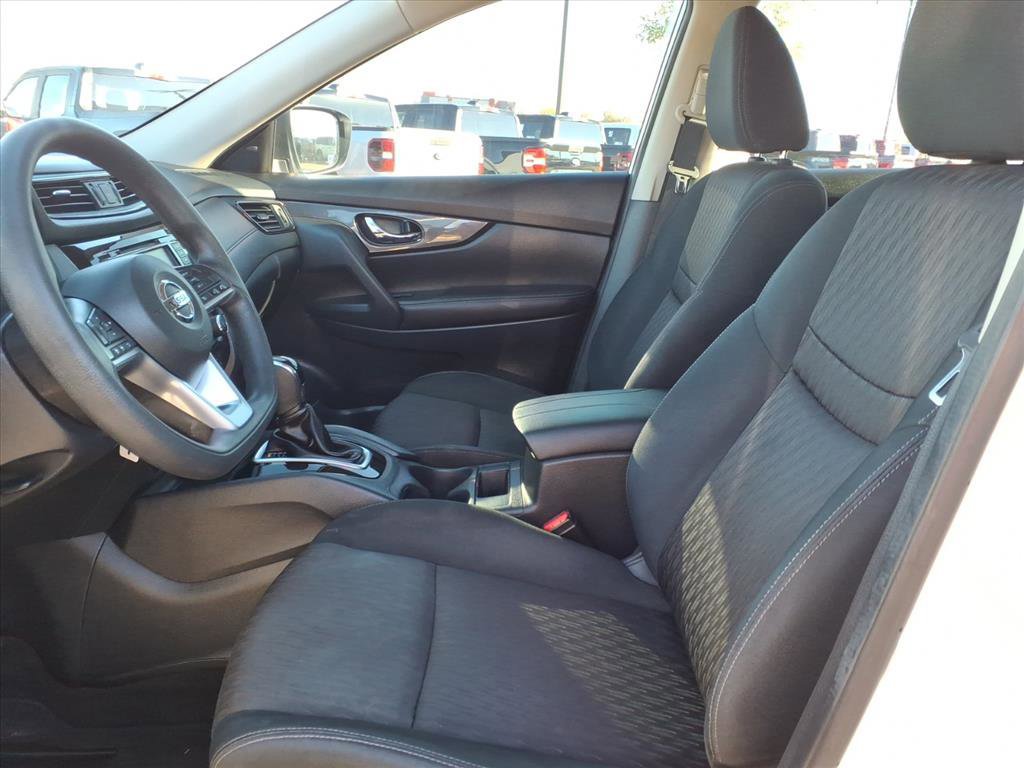 Used 2018 Nissan Rogue S image 10