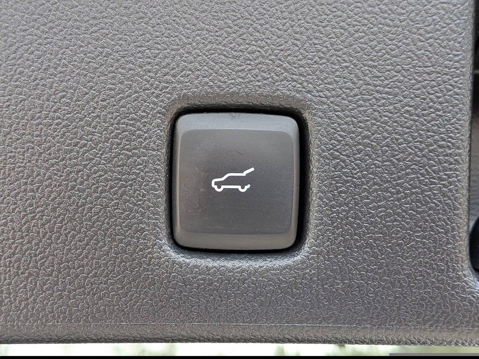 Certified 2023 Ford Escape ST-Line Select w/ Tech Pack #1 image 16