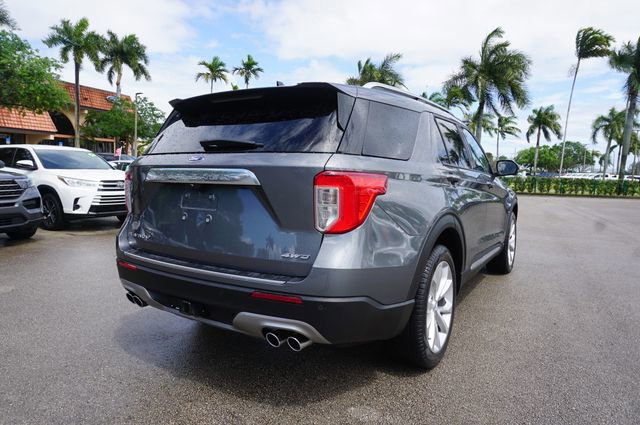Certified 2023 Ford Explorer Platinum w/ Technology Package AWD/4WD image 3