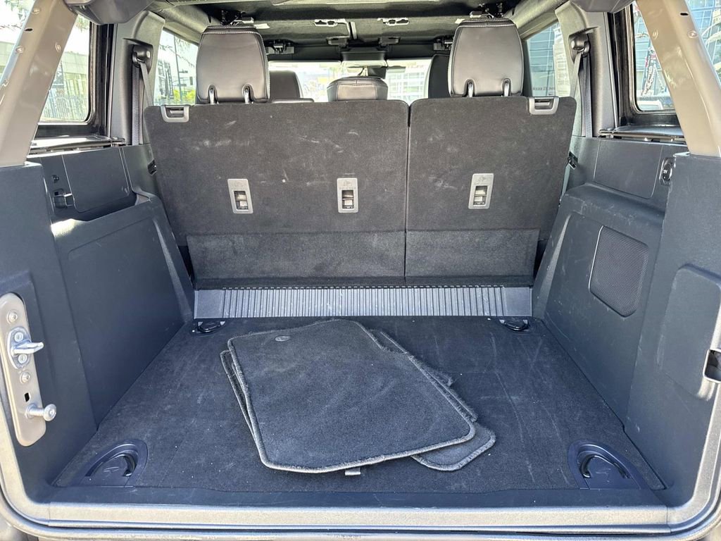 Certified 2025 Ford Bronco Outer Banks AWD/4WD image 8