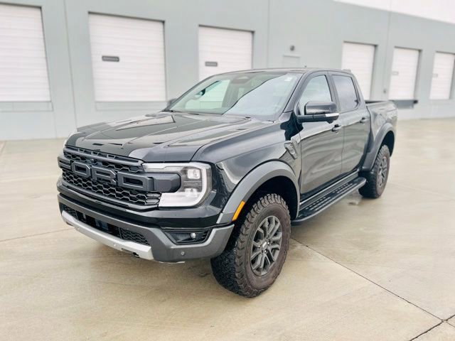 Certified 2025 Ford Ranger Raptor AWD/4WD image 3