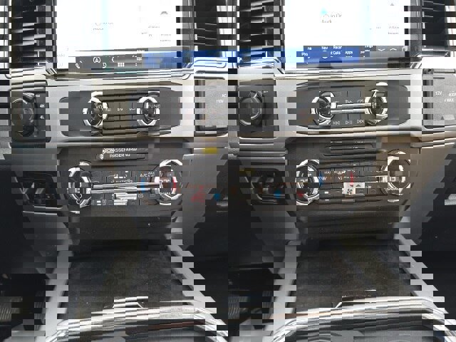 Certified 2022 Ford F350 Lariat w/ Lariat Value Package image 16