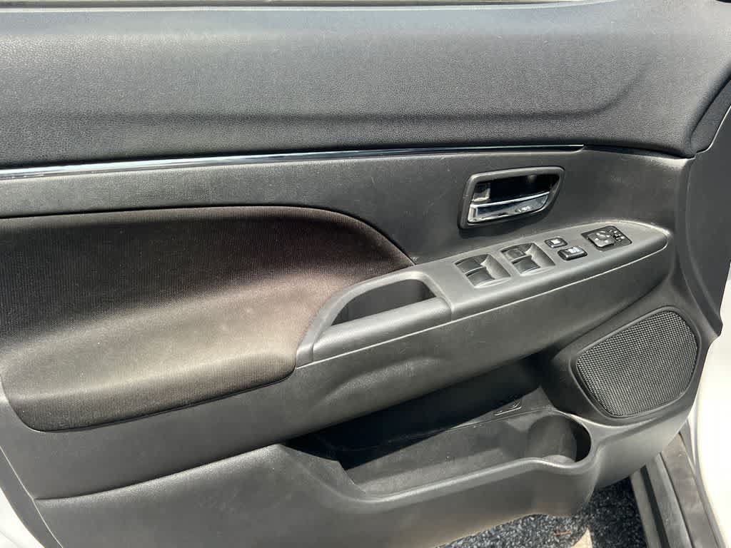 Used 2024 Mitsubishi Outlander Sport AWD image 10