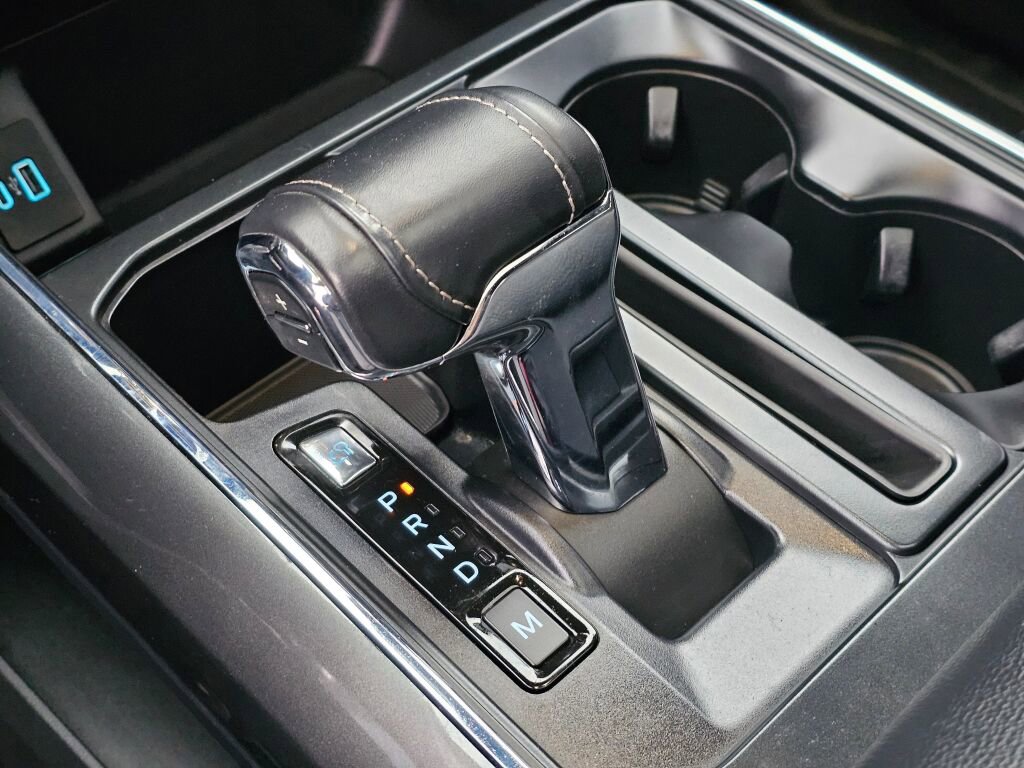 Certified 2022 Ford F150 XLT w/ Equipment Group 302A High image 35