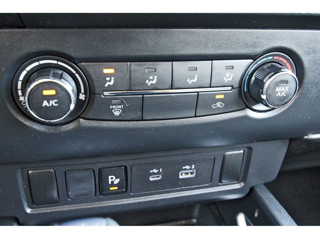 Used 2022 Nissan Frontier SV w/ Technology Package image 29
