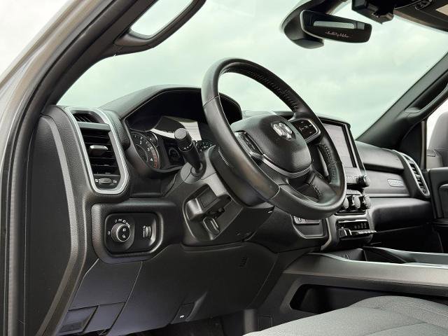 Used 2024 RAM 2500 Big Horn w/ Heated Seats & Wheel Group AWD/4WD image 11