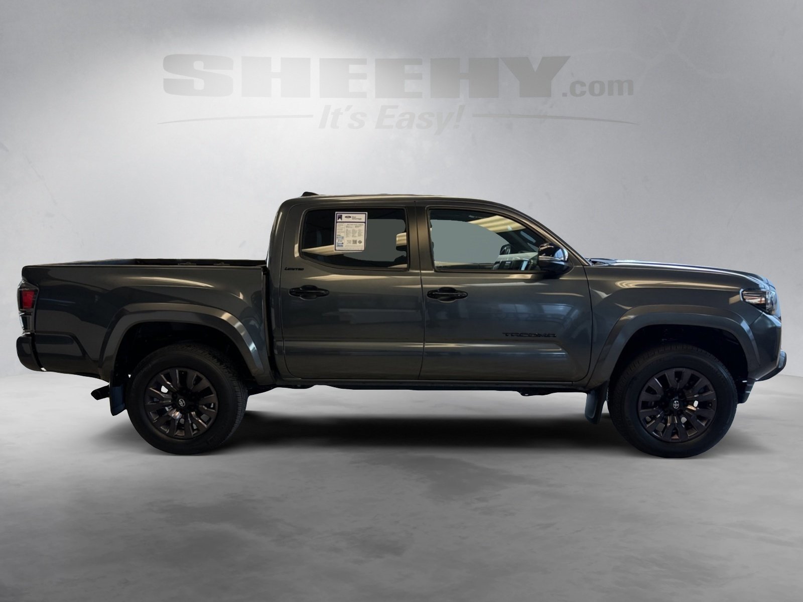 Used 2022 Toyota Tacoma Limited w/ Nightshade Package image 6