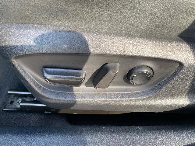 Used 2021 Toyota Camry SE image 14