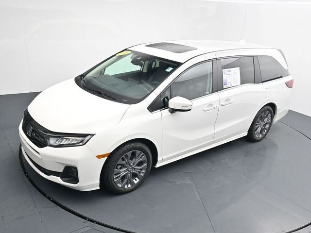 Used 2025 Honda Odyssey Touring image 20