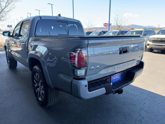 Used 2020 Toyota Tacoma Limited AWD/4WD image 2