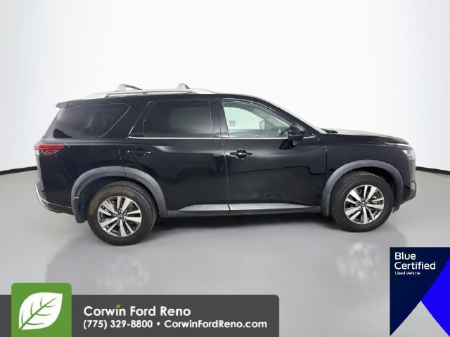 Used 2024 Nissan Pathfinder SL AWD/4WD image 11