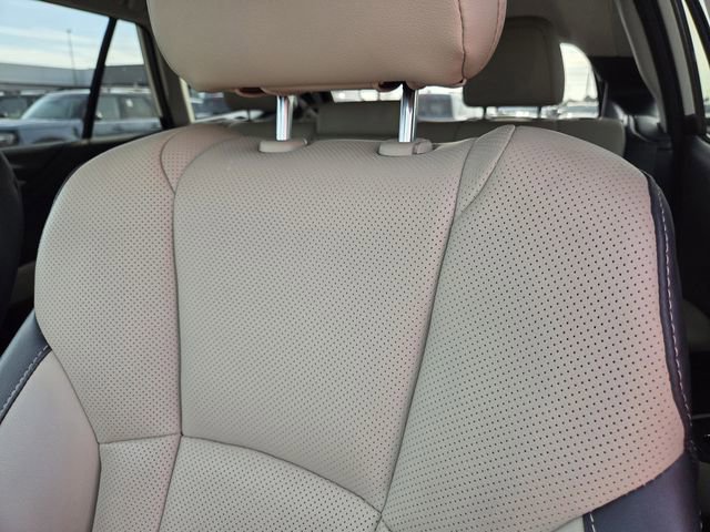 Used 2023 Subaru Outback Limited AWD/4WD image 18