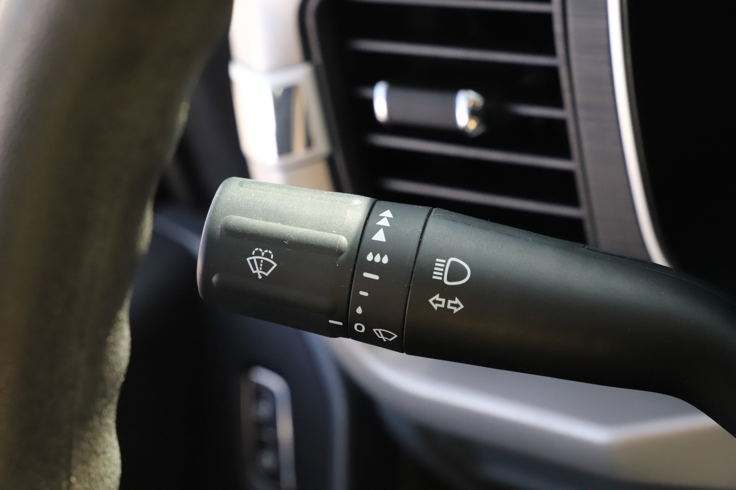 Certified 2023 Ford F150 XLT image 34