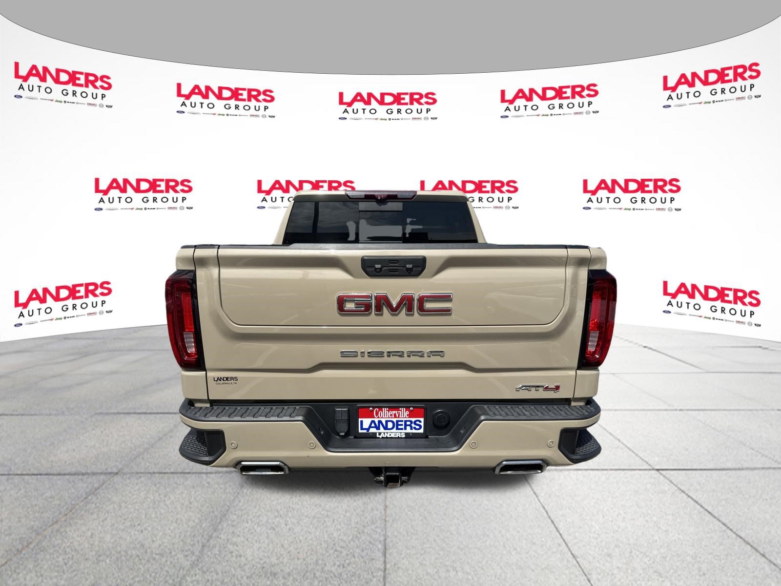 Used 2022 GMC Sierra 1500 AT4 w/ AT4 Premium Package AWD/4WD image 4