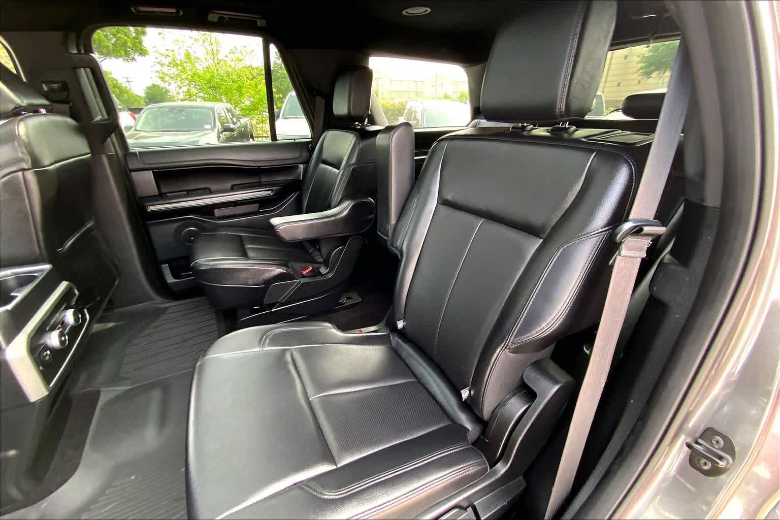 Certified 2021 Ford Expedition XLT RWD image 18