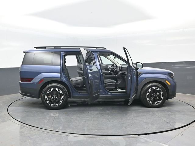 Used 2025 Hyundai Santa Fe SEL AWD/4WD image 25