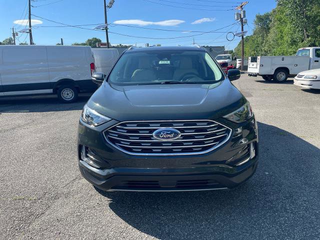 Certified 2024 Ford Edge Titanium w/ Class II Trailer Tow Package image 6