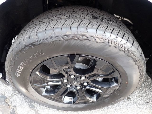 Certified 2023 Ford F150 Platinum w/ Equipment Group 701A High AWD/4WD image 13