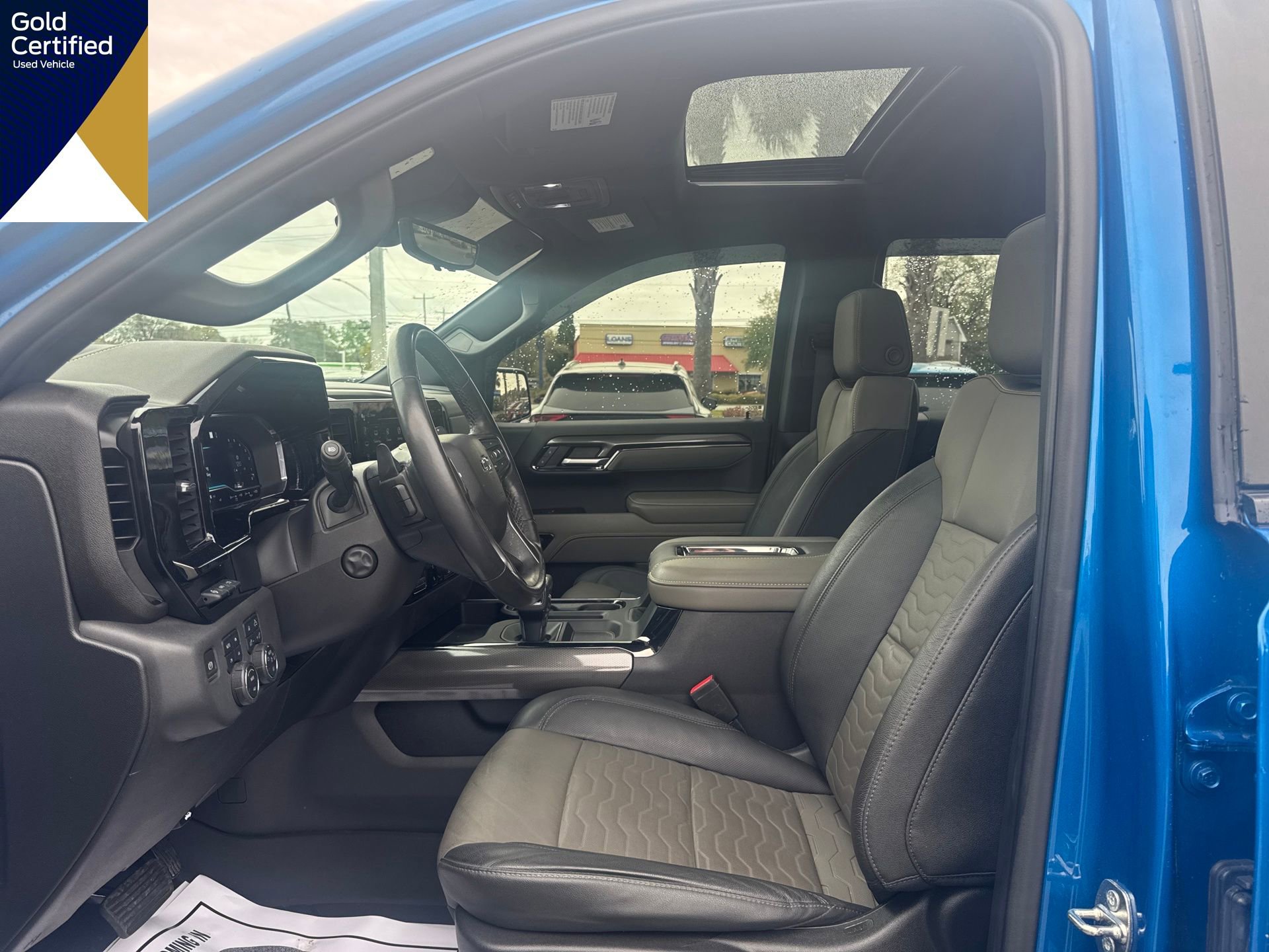 Used 2022 Chevrolet Silverado 1500 ZR2 w/ Technology Package image 29