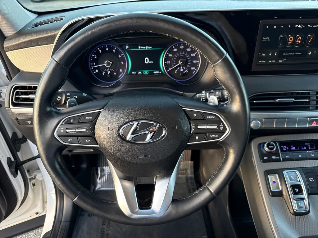 Used 2022 Hyundai Palisade SEL w/ Premium Package image 15
