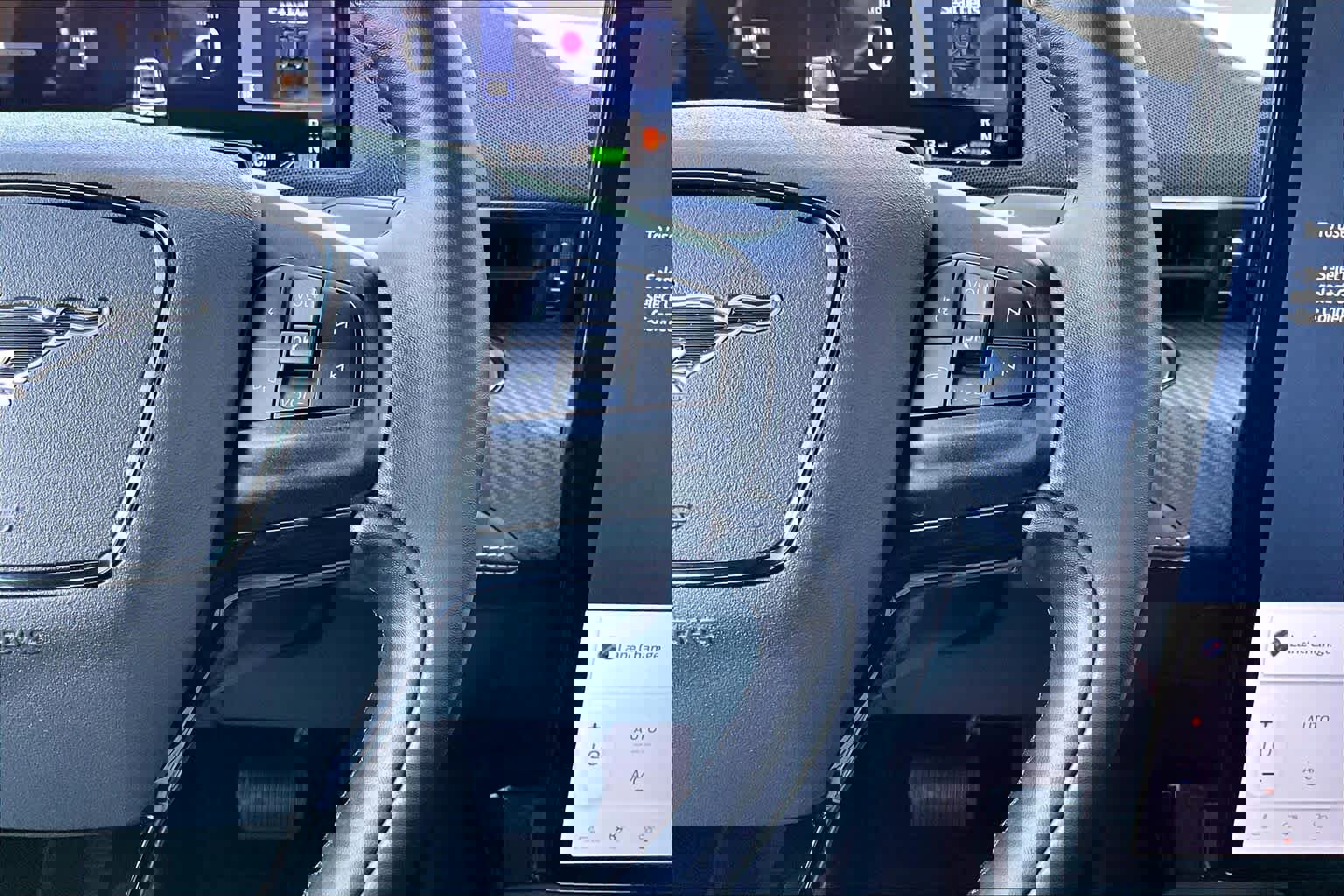 Certified 2025 Ford Mustang Mach-E Select w/ Comfort Package Lite image 32