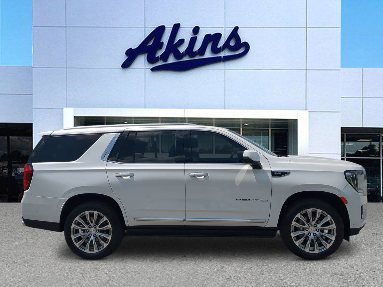 Used 2023 GMC Yukon Denali w/ Denali Reserve Package