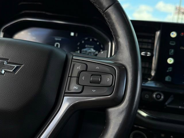 Used 2022 Chevrolet Silverado 1500 ZR2 w/ Technology Package AWD/4WD image 12