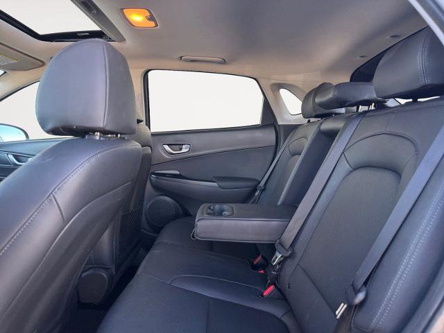 Used 2022 Hyundai Kona Limited AWD/4WD image 13
