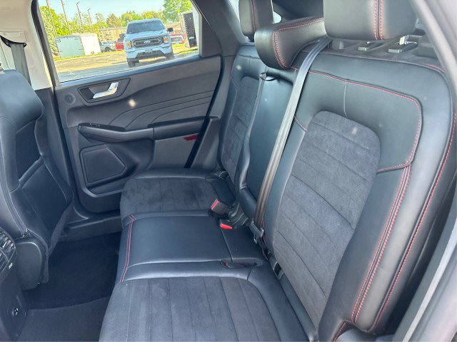 Certified 2022 Ford Escape SEL w/ SEL Stealth AWD Package image 10