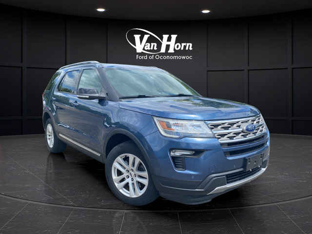 Certified 2018 Ford Explorer XLT w/ Equipment Group 202A AWD/4WD image 1