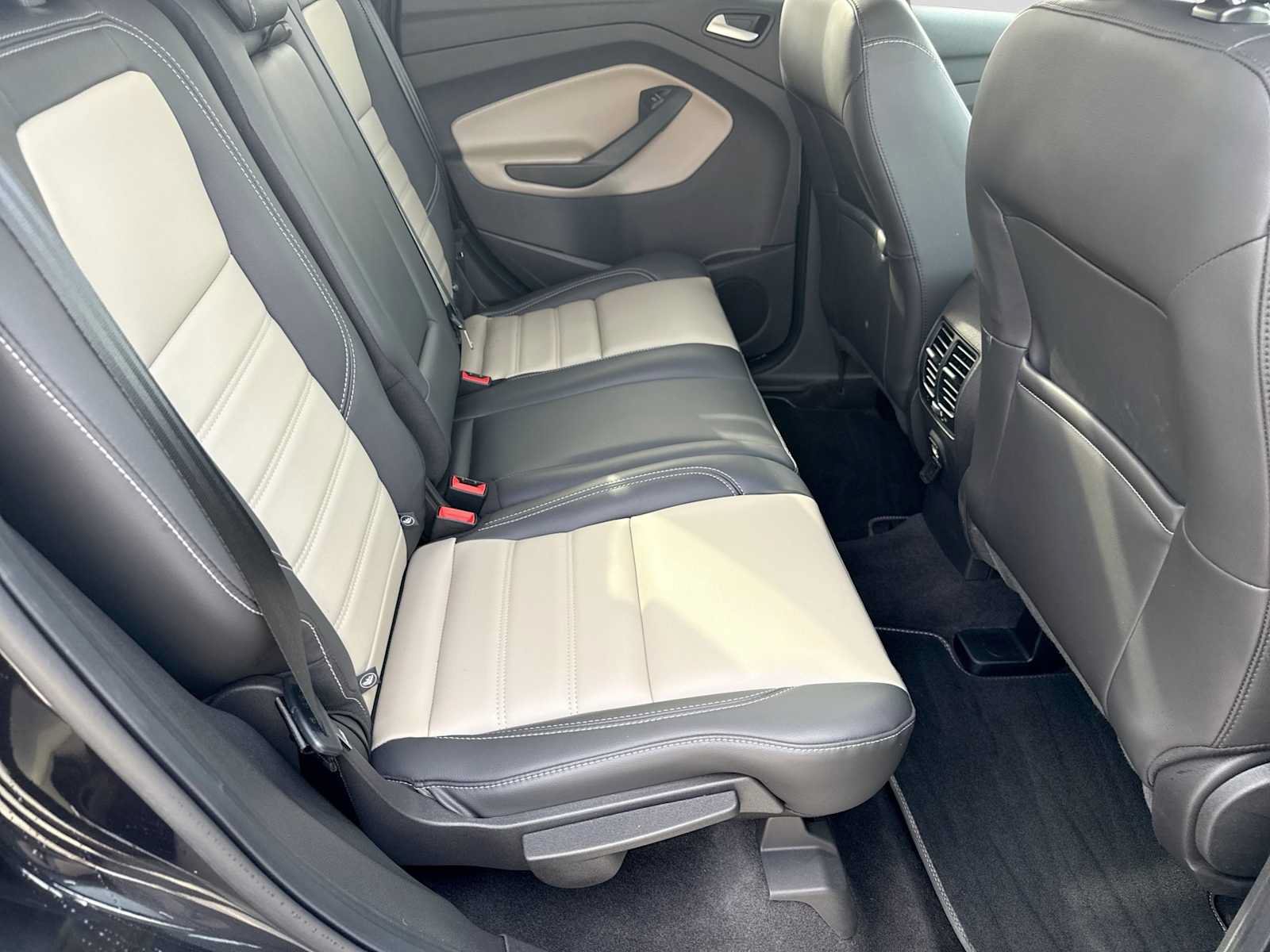 Certified 2019 Ford Escape SEL AWD/4WD image 19