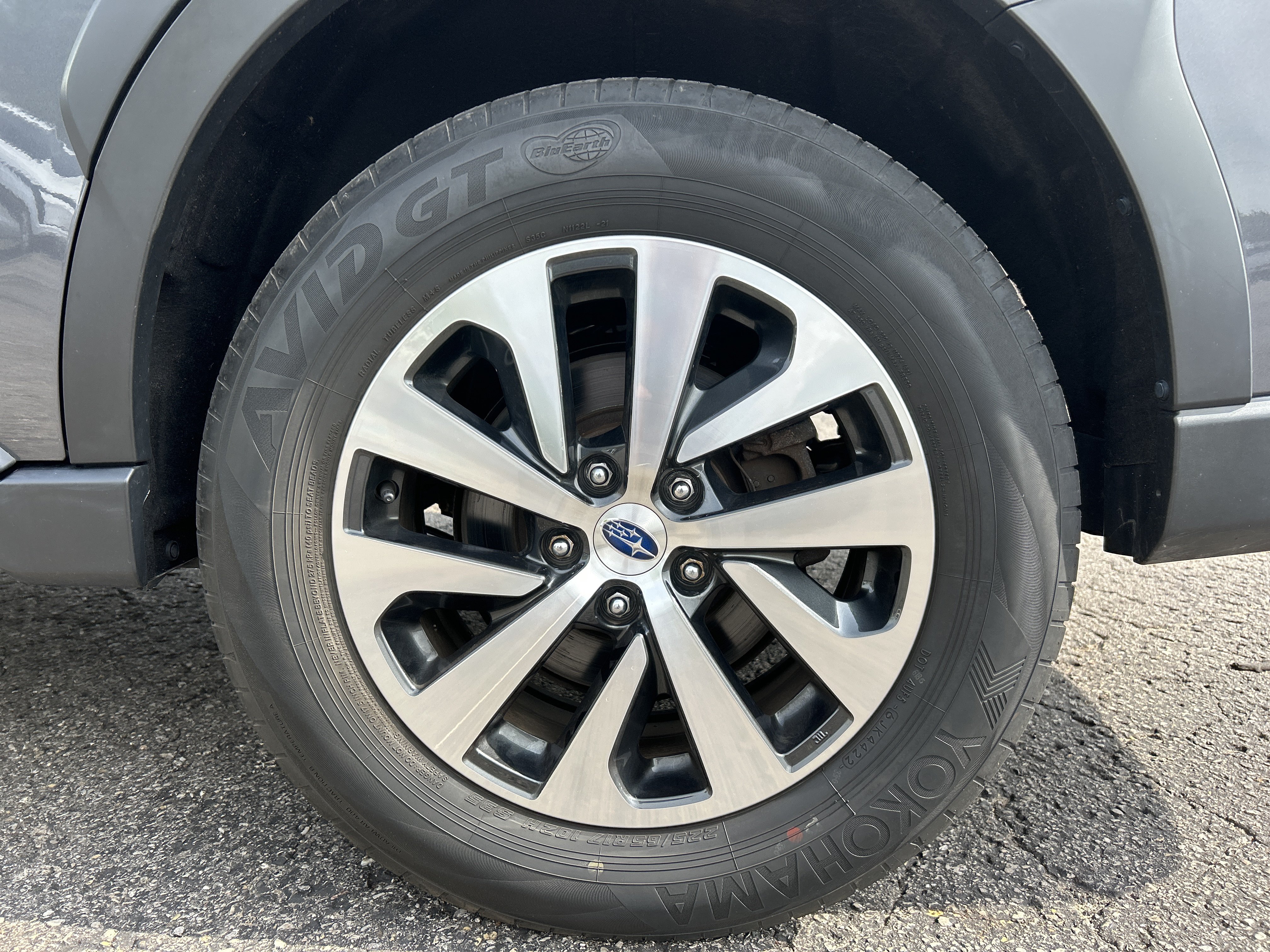 Used 2023 Subaru Outback Premium AWD/4WD image 27