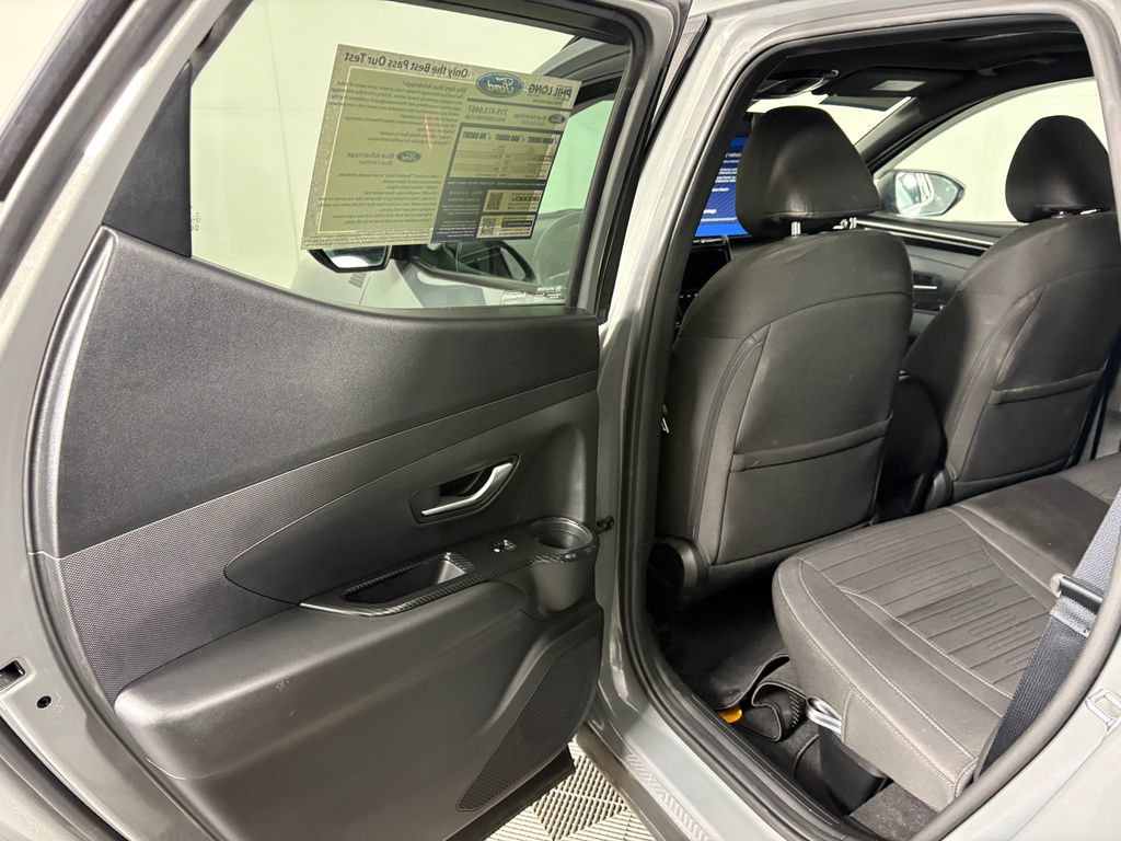 Used 2023 Hyundai Santa Cruz SEL Premium AWD/4WD image 29