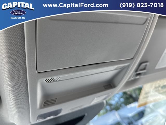 Certified 2025 Ford Escape SE FWD image 32