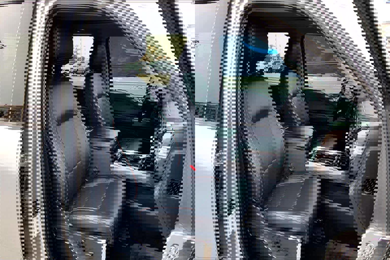 Certified 2023 Ford F250 Lariat w/ Lariat Ultimate Package image 8